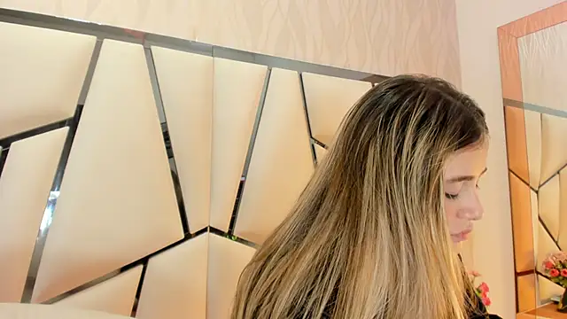 kimberly7  online show from 2, 11, 2025