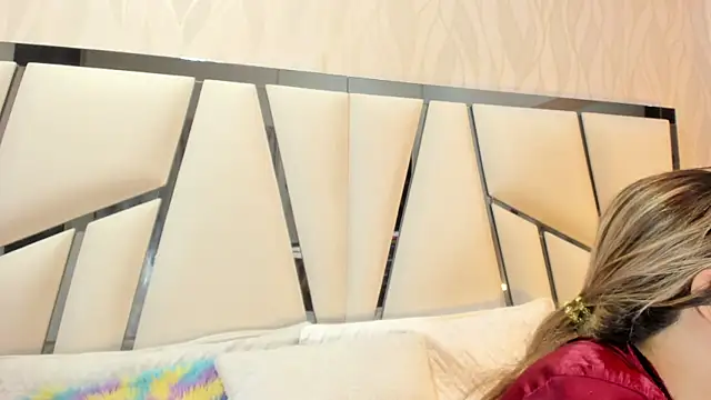 kimberly7  online show from 10, 10, 2025