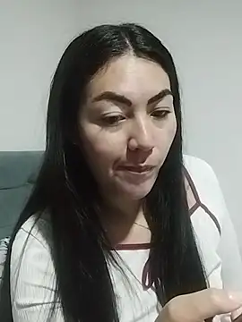 katha steele  online show from 25, 10, 2025