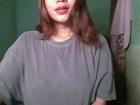 Snapshot of _smiling4u_ chatting on 2, 10, 2025 smiling4u online show from 2, 10, 2025