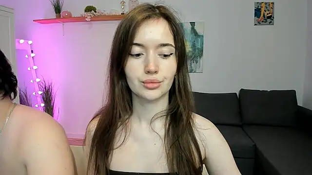 PollyFlame online show from 2, 10, 2025