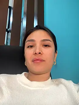 Snapshot of Sweet_Lollypop chatting on 5, 12, 2025 Sweet Lollypop online show from 5, 12, 2025