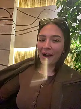 Snapshot of Sweet_Lollypop chatting on 15, 3, 2026 Sweet Lollypop online show from 15, 3, 2026