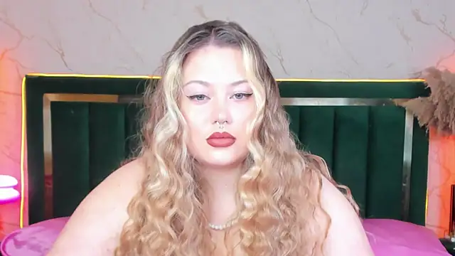 Snapshot of rosal1a chatting on 15, 7, 2026 rosal1a online show from 15, 7, 2026