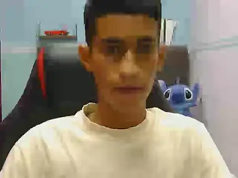 Snapshot of Angelstripboy chatting on 9, 7, 2026 Angelstripboy online show from 9, 7, 2026