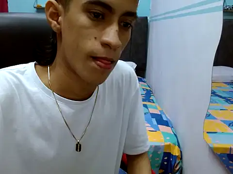 Angelstripboy online show from 4, 12, 2024