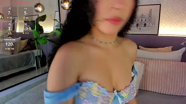 Snapshot of susan_cute198 chatting on 9, 11, 2025 susan cute198 online show from 9, 11, 2025