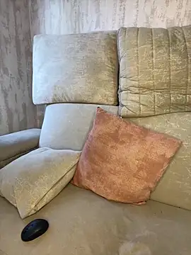 Liamiler01  online show from 1, 3, 2026