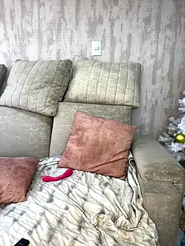 Liamiler01  online show from 17, 12, 2025