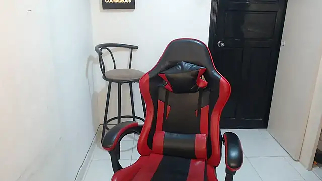 Liamiler01  online show from 10, 1, 2026