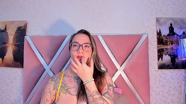 Snapshot of DEVA_BLUE_ chatting on 19, 5, 2026 DEVA BLUE online show from 19, 5, 2026
