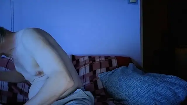 cumloverboyxx69 online show from 15, 12, 2025