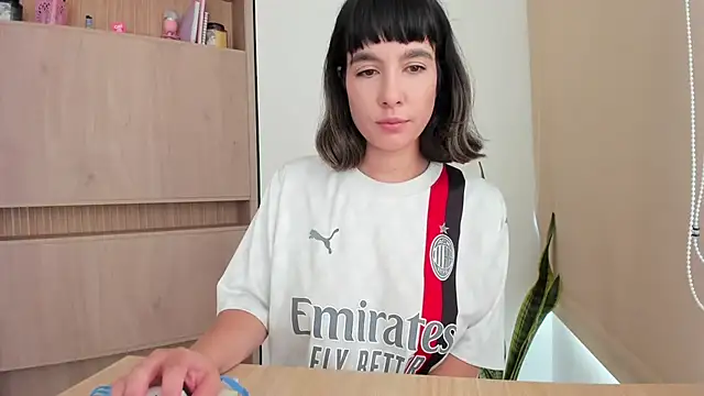 BellaNatashaok online show from 6, 2, 2026