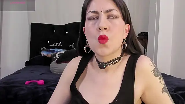 Snapshot of Amy_Aloqua chatting on 20, 7, 2026 Amy Aloqua online show from 20, 7, 2026