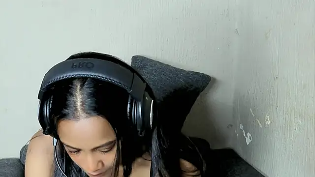 Eroticteasexoxox online show from 22, 2, 2026