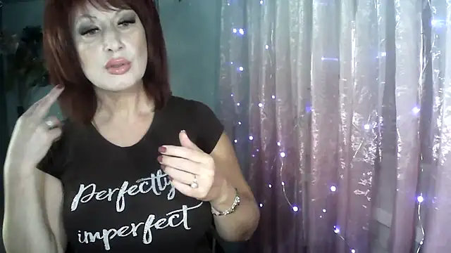 Snapshot of Faraira17 chatting on 14, 11, 2025 Faraira17 online show from 14, 11, 2025