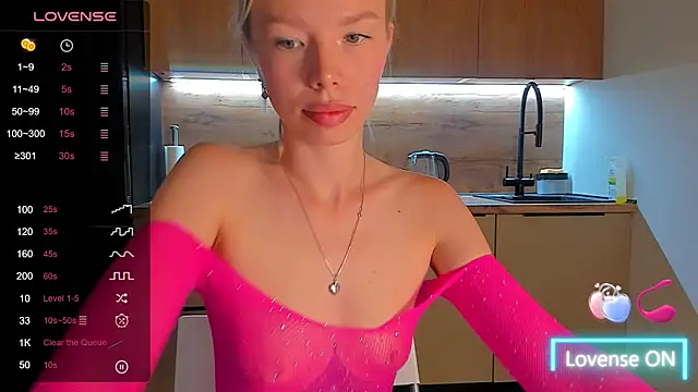 Snapshot of Olivia_Bells chatting on 24, 9, 2025 Olivia Bells online show from 24, 9, 2025