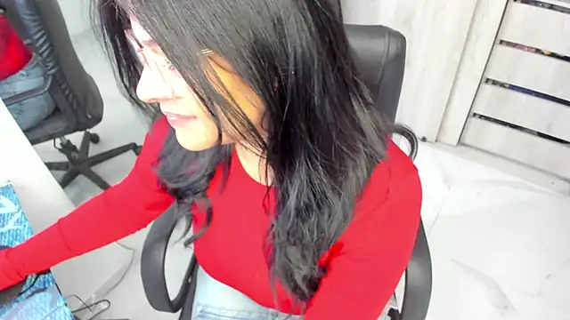 Snapshot of BellaFlaming chatting on 18, 6, 2026 BellaFlaming online show from 18, 6, 2026