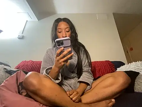 Iceblanca online show from 22, 11, 2025