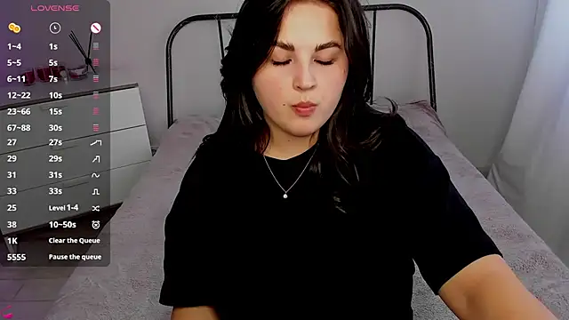 Snapshot of Talla_a chatting on 21, 6, 2026 Talla a online show from 21, 6, 2026