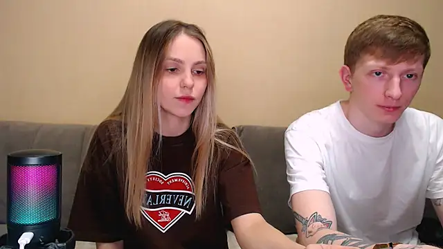 juliaanddima online show from 27, 2, 2026