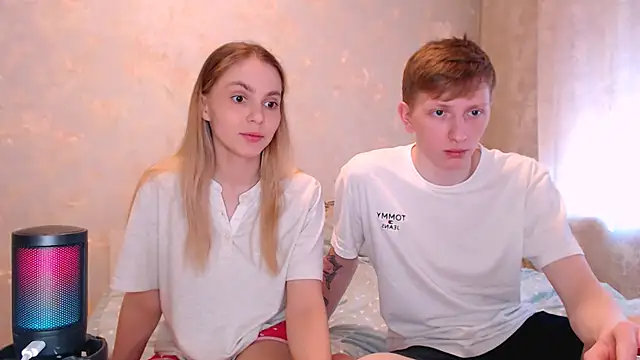 juliaanddima online show from 18, 2, 2026