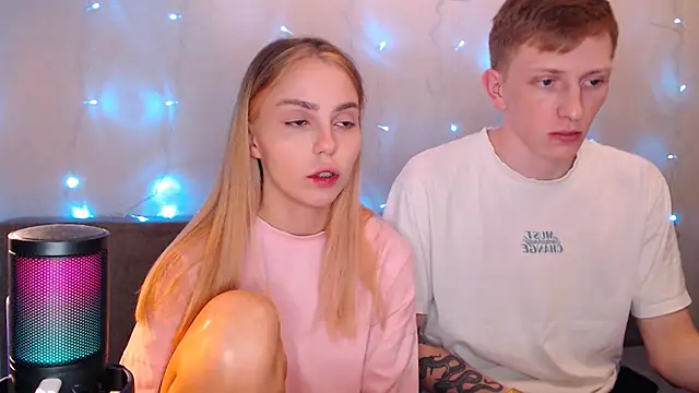 juliaanddima online show from 19, 9, 2025