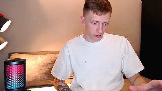 juliaanddima online show from 23, 10, 2025