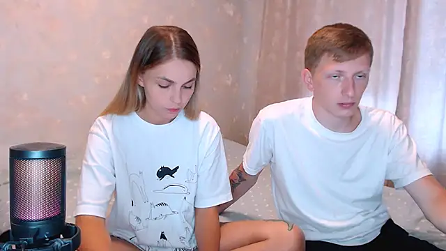 juliaanddima online show from 21, 7, 2026