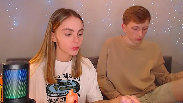 juliaanddima online show from 20, 3, 2025