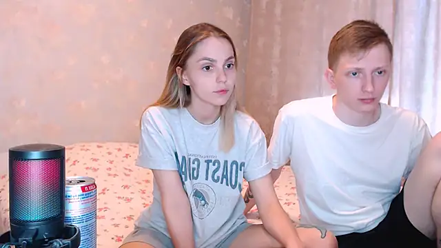 juliaanddima online show from 29, 6, 2026