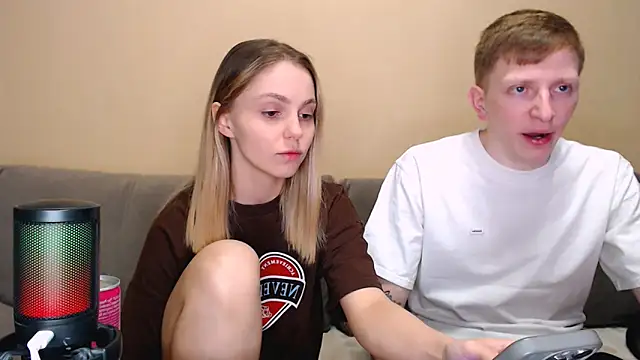 juliaanddima online show from 24, 3, 2026