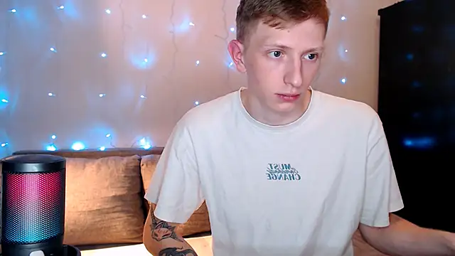 juliaanddima online show from 10, 9, 2025