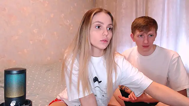 juliaanddima online show from 2, 3, 2026