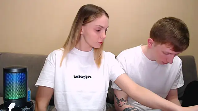 juliaanddima online show from 14, 4, 2026