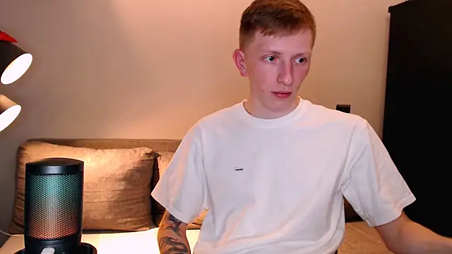 juliaanddima online show from 2, 11, 2025