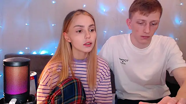 juliaanddima online show from 18, 9, 2025