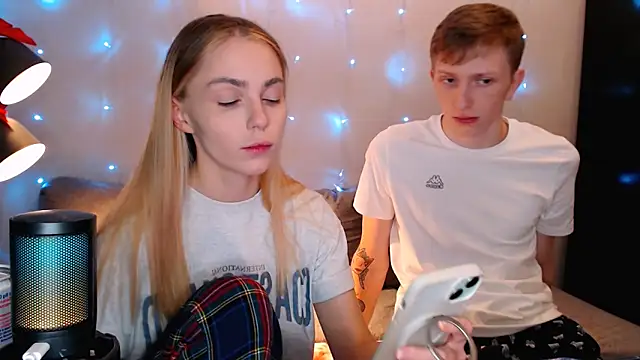 juliaanddima online show from 12, 10, 2025