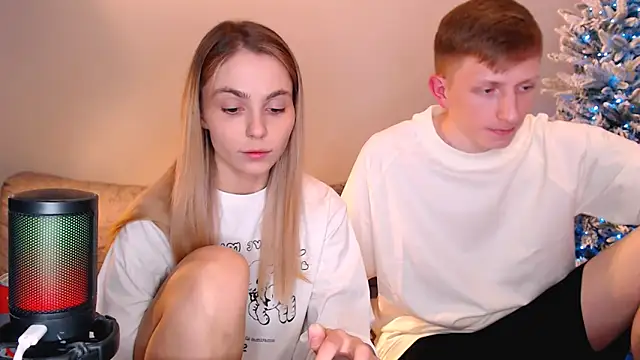 juliaanddima online show from 11, 1, 2026