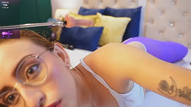 caroline adams  online show from 1, 4, 2026