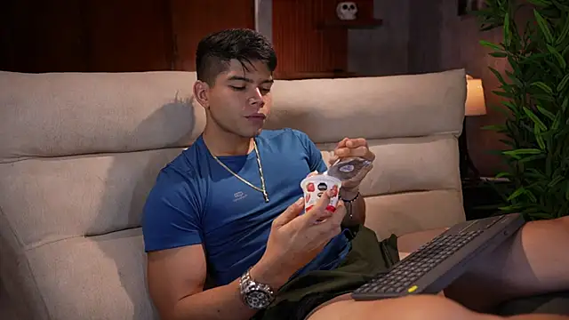 David capizzi  online show from 6, 11, 2025