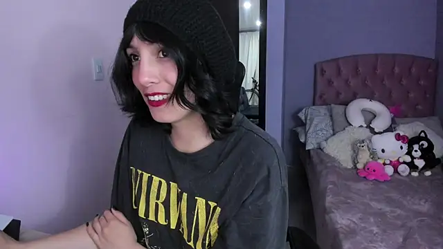 Snapshot of Room312_ chatting on 1, 2, 2025 Room312 online show from 1, 2, 2025