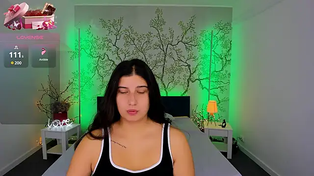 Linda EX online show from 5, 10, 2025