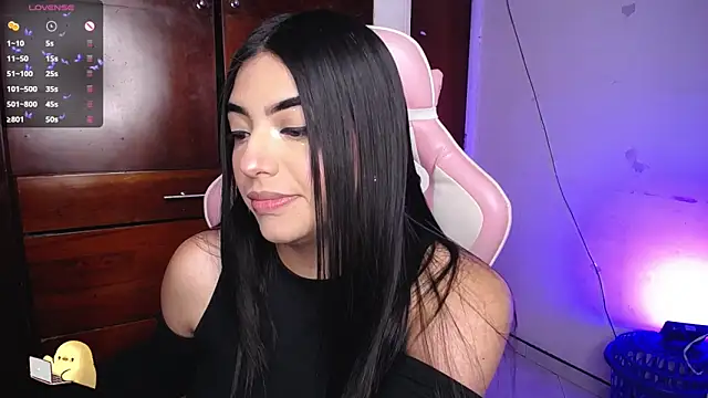 eva six online show from 6, 11, 2025