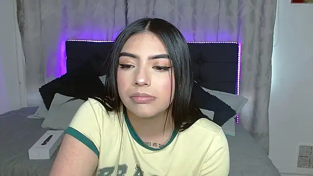 Snapshot of eva_six chatting on 2, 10, 2025 eva six online show from 2, 10, 2025