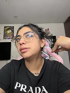 eva six online show from 29, 11, 2025