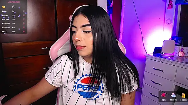 Snapshot of eva_six chatting on 13, 3, 2025 eva six online show from 13, 3, 2025