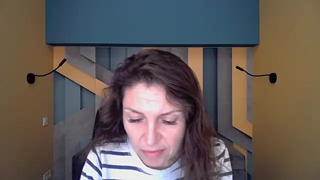 EllaLong online show from 28, 11, 2025