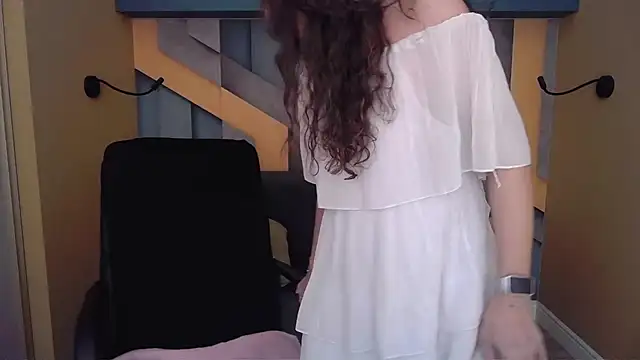 EllaLong online show from 3, 3, 2026