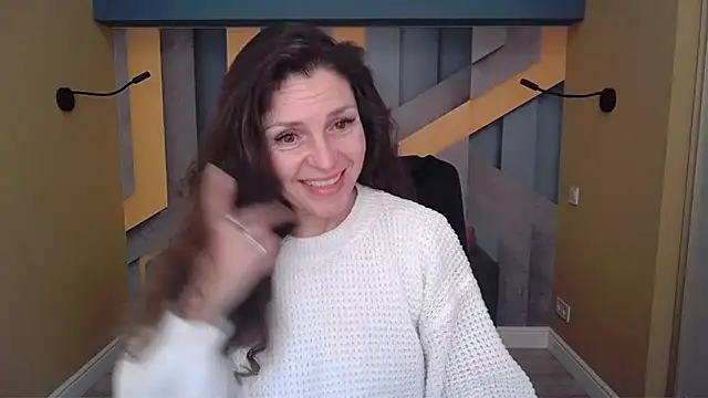 EllaLong online show from 18, 12, 2025